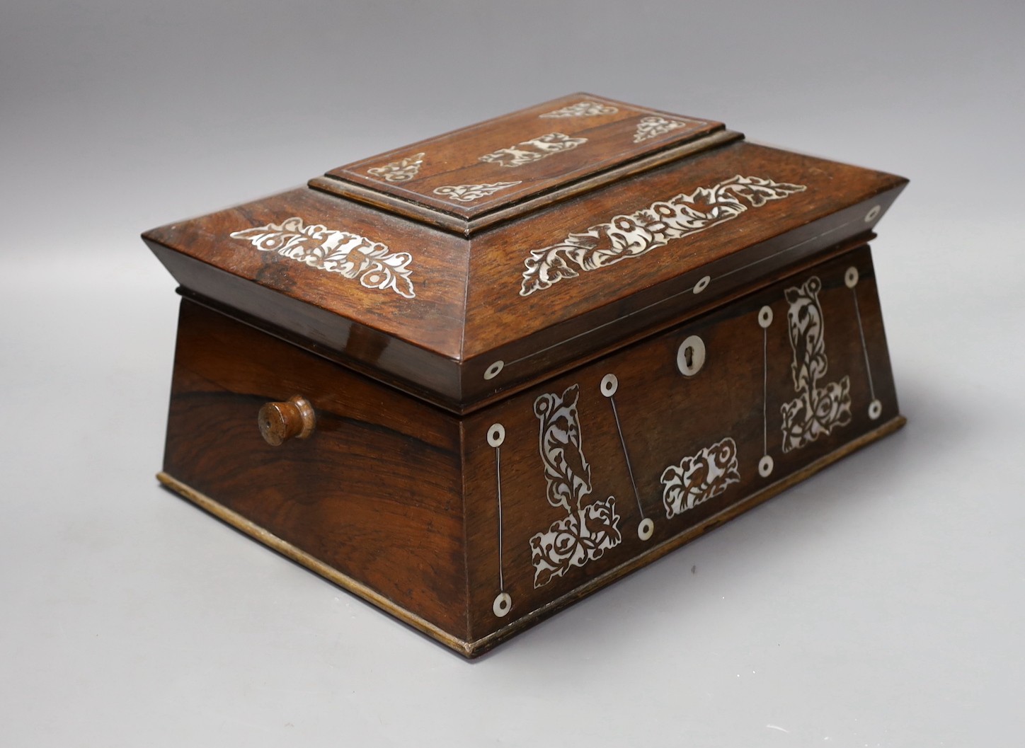 A Victorian mother of pearl inlaid rosewood workbox, 30cm